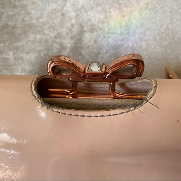 TED BAKER Checkbook Wallet with Box & Receipt - Picture 9 of 13